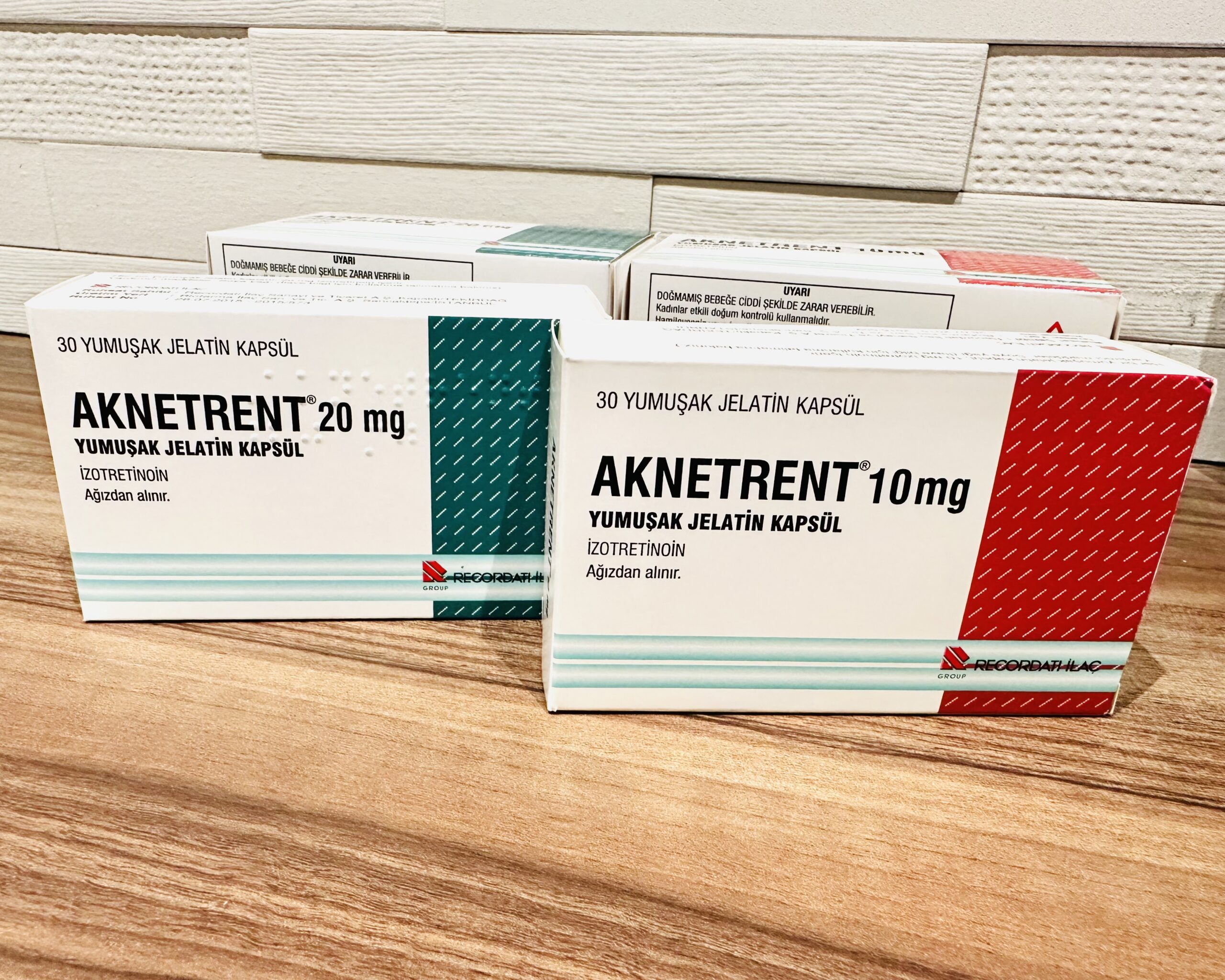 重症ニキビにイソトレチノイン内服療法 | Rパークサイド皮ふ科 | 福岡